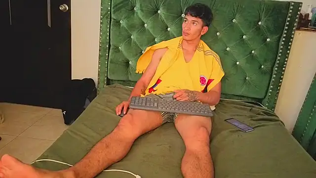 Zayn_Moretti Adlı Modelin Web Kamerası Şovu
