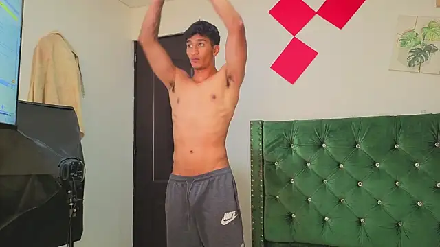 Zayn_Moretti – webcam-show