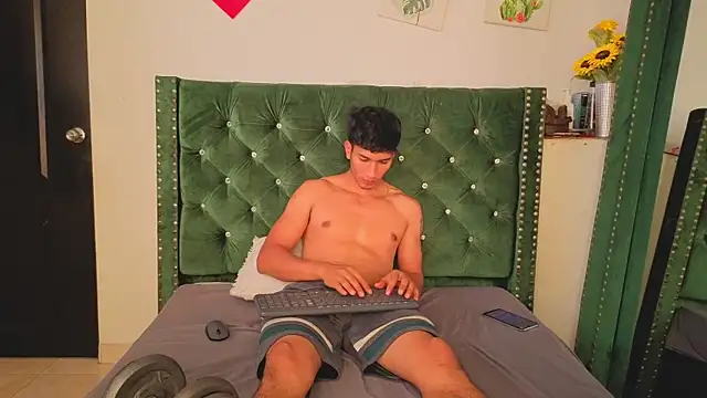 Zayn_Moretti webcam show