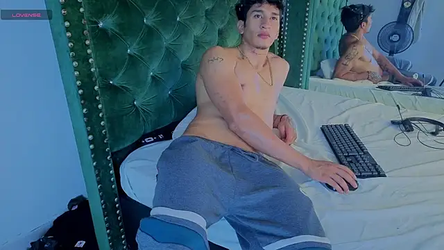 Zayn_Moretti's Live XXX Chat