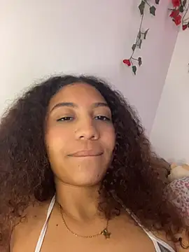 Daphnne_Curly Obrolan Langsung XXX