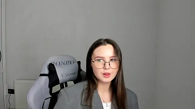 Regina_cute_'s Live XXX Chat