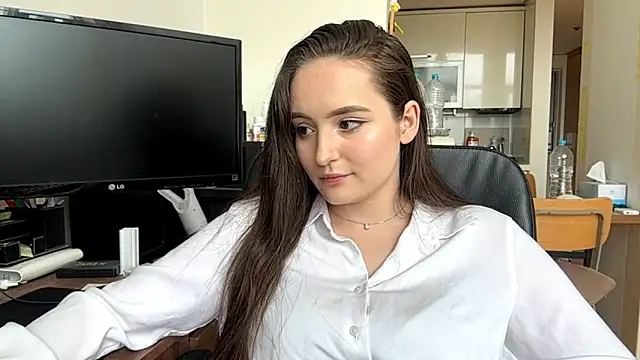 Emilly_Cart Webcam-Show