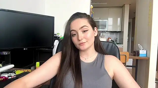 Chat +18 de Emilly_Cart ao vivo