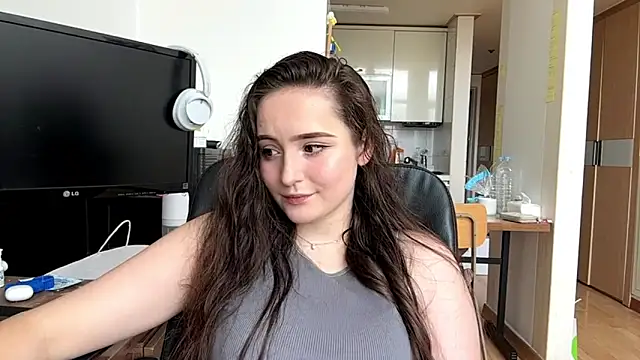 Živý XXX chat Emilly_Cart