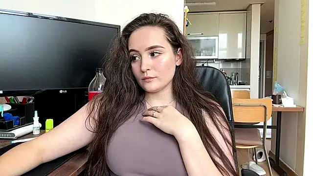 Emilly_Cart Webcam show