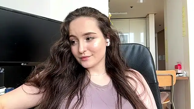 Živý XXX chat Emilly_Cart