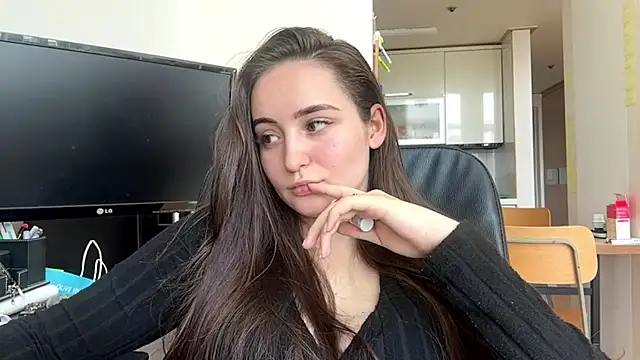 Emilly_Cart webkamerás műsora
