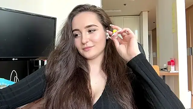 Emilly_Cart's Webcam Show