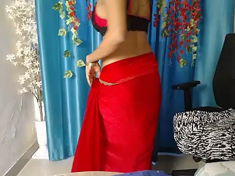 Naughtyy_Ranii01's Live XXX Chat
