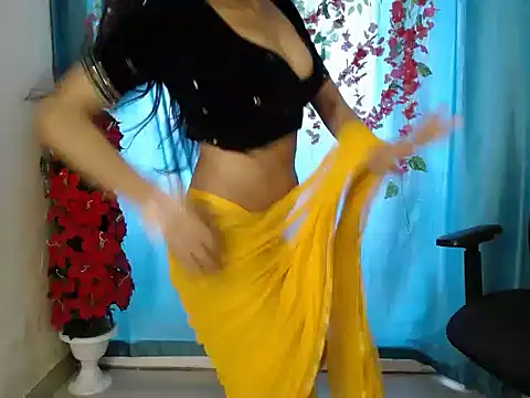 Naughtyy_Ranii01: απευθείας συνομιλία ΧΧΧ