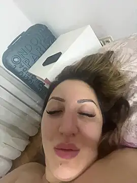عرض كام Nilay-Versaut