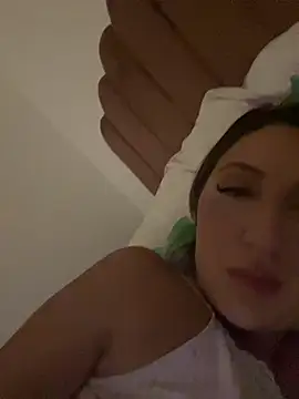Chat +18 de Nilay-Versaut ao vivo