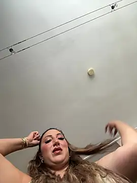 Nilay-Versaut Live XXX-Chat