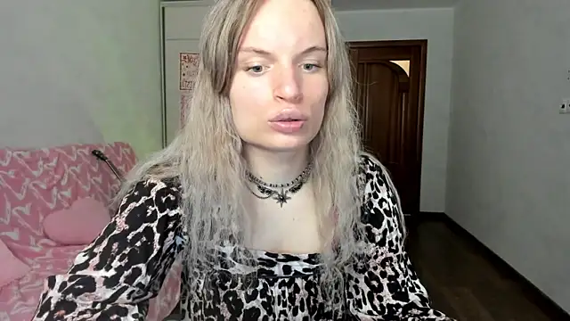 Show de milliKira006 na webcam