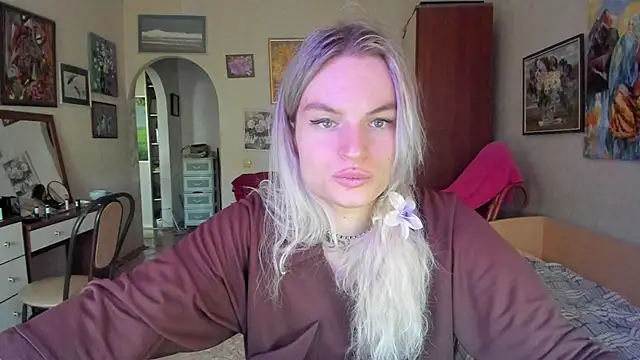 milliKira006n Webbikameraesitys
