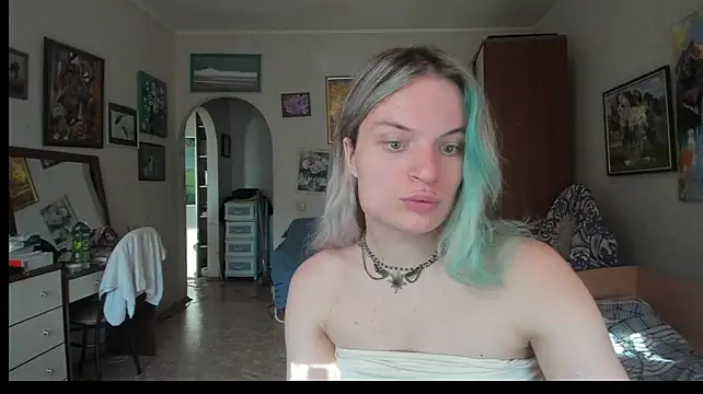 Webkamerová show milliKira006
