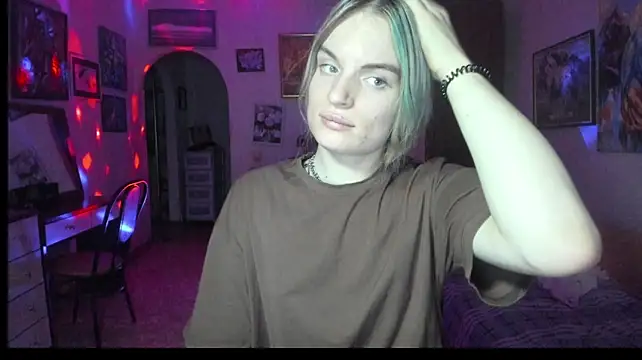 Webkamerová show milliKira006