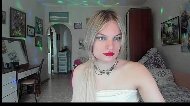 milliKira006 Webcam-Show