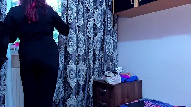 LilithsTongue_'s Webcam Show