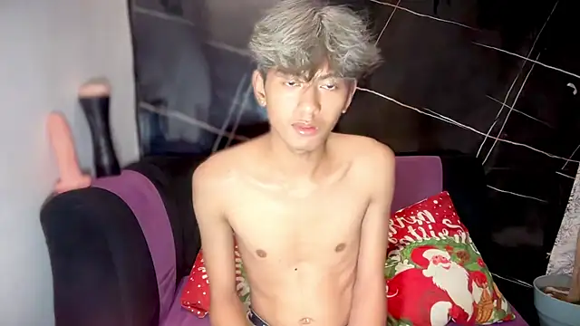 p1noytwink_xel's Webcam Show