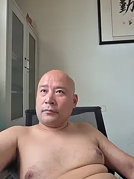 123wcnmlgb123 在線直播表演