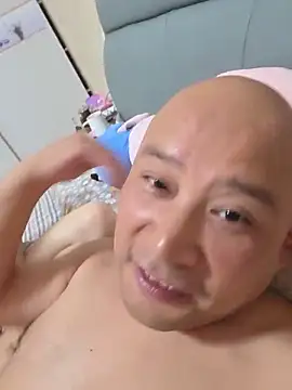 123wcnmlgb123のウェブカメラショー