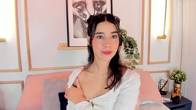 Nanami_ Adlı Modelin Canlı XXX Sohbeti