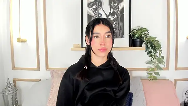 Nanami_ XXX чат на живо