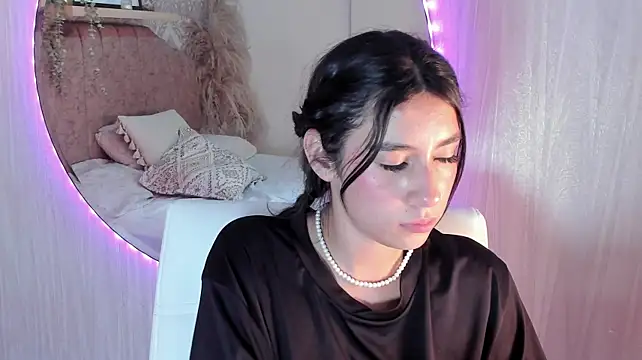 Nanami_'s Live XXX Chat