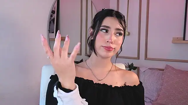 Nanami_ Live XXX-chat