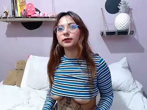 Kitana_kitty Chat XXX live