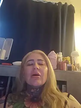 emobarbiedoll Webcamshow