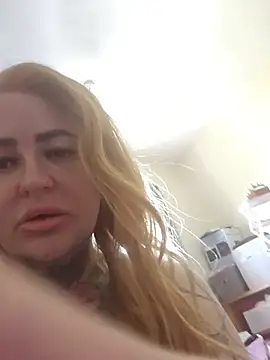 Show webcam de emobarbiedoll