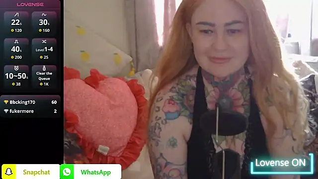 Show de emobarbiedoll na webcam