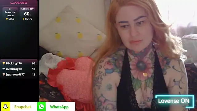 emobarbiedoll's Webcam Show