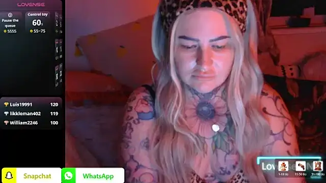 emobarbiedoll's Webcam Show