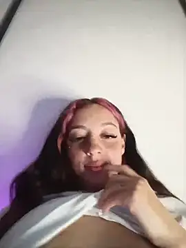 sadashi_moon_ofice's Live Chat Room