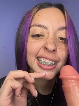 XXX chat uživo modela sadashi_moon_ofice