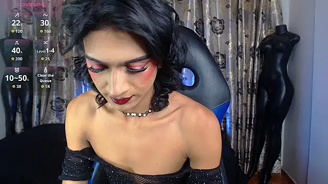 Hecate_doll Show in webcam