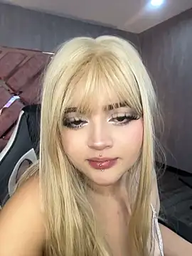 Онлайн чат XXX lya_nekko_