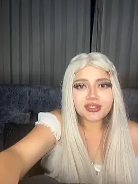 lya_nekko_'s Live XXX Chat