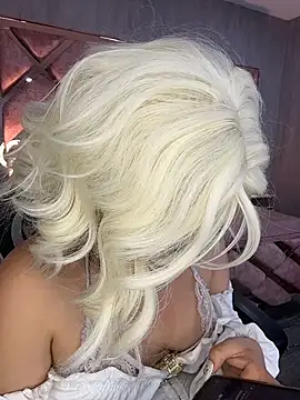 lya_nekko_'s Live XXX Chat