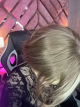 lya_nekko_'s Live XXX Chat