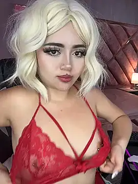 Chat XXX en directo de lya_nekko_