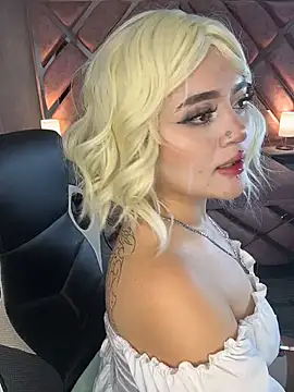 lya_nekko_'s Live XXX Chat