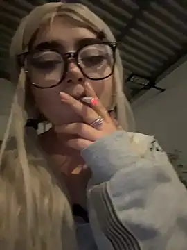 lya_nekko_'s Live XXX Chat