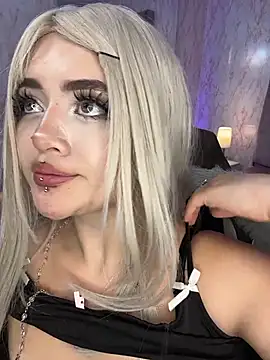 Chat XXX ao vivo de lya_nekko_
