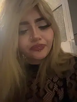 lya_nekko_ live XXX chat