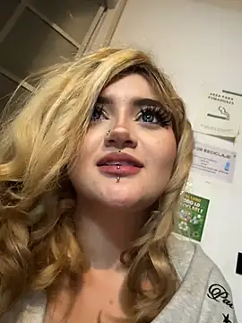 lya_nekko_ লাইভ XXX চ্যাট